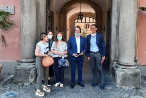 Orte - Il sindaco Giuliani, la consigliera delegata alla Sicurezza D'Ubaldo e i rappresentanti del Cas dopo la riunione in prefettura a Viterbo