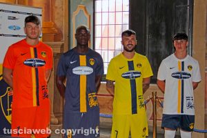 Sport - Calcio - Viterbese - Le nuove maglie