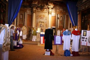 Villa San Giovanni in Tuscia - La mostra Sacri colori