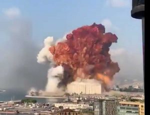 Una forte esplosione è stata avvertita a Beirut