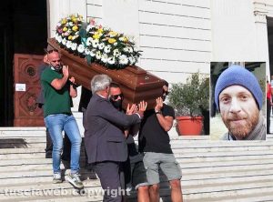 Tarquinia - I funerali di Matteo Meneghetti