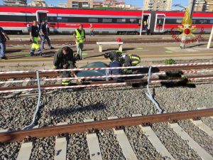 L'intervento dei vigili alla stazione di Civitavecchia