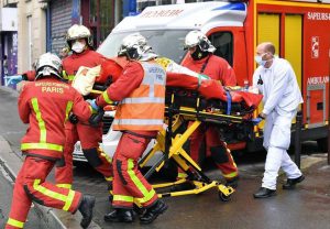 I soccorsi dopo l'attentato