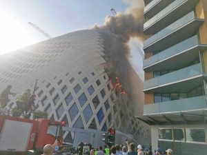 Beirut, nuovo incendio nella zona del porto