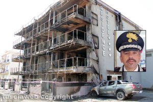 Montalto di Castro - L'hotel Margherita distrutto dall'incendio - Nel riquadro: Il tenente colonnello Ciro Laudonia