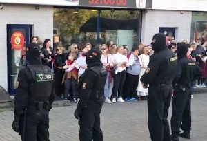 La manifestazione delle donne a Minsk