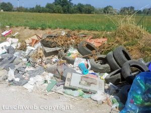 Viterbo - L'isola ecologia a Pian di Tortora