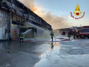 Ancona - Incendio al porto