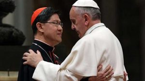 Il cardinale Luis Antonio Tagle e papa Francesco