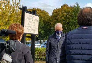 L'intitolazione della piazza a Emanuele Petri