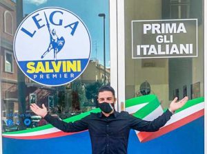 Civitavecchia - Il coordinatore comunale della Lega, Antonio Giammusso, all'apertura della sede del partito nel comune