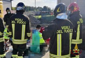 Padova - Due operai estratti dalle macerie