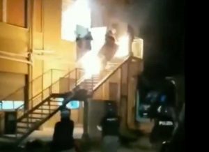 Agrigento - Incendio al centro di accoglienza
