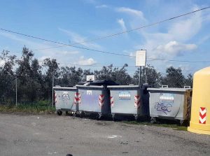 Viterbo - Ripulita l'isola di prossimità in strada Montigliano