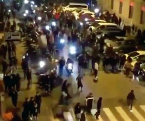 Coronavirus - Le proteste a Napoli