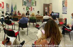 Una riunione del circolo unico del Pd di Viterbo