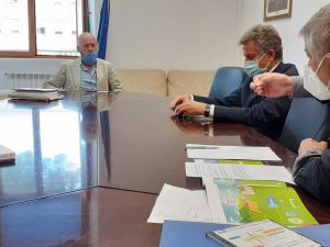 Civitavecchia - Il sindaco Tedesco riceve Agostinelli e De Santoli