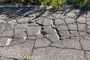 Viterbo - Buche sulla Sammartinese