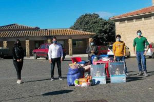 Montalto di Castro - La raccolta "Una vecchia coperta per te"