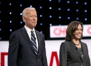 Joe Biden con Kamala Harris