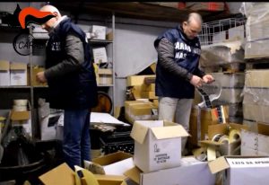 Firenze - Nas - Scoperto commercio di vini falsi