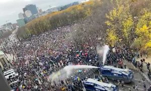 Berlino - La manifestazione contro le misure anti-Covid
