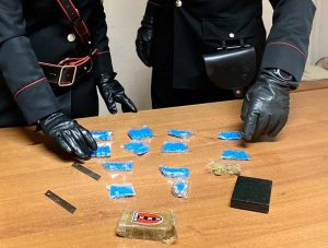 Ladispoli - Carabinieri - La droga sequestrata