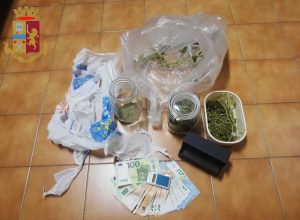 Civitavecchia - Droga e denaro trovati dalla polizia