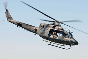 Un elicottero Ab 412 dell'Aviazione dell'Esercito