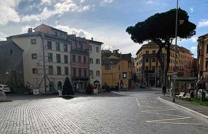 Viterbo - La città vuota, fotografata dal sindaco Arena