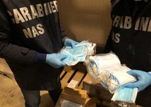 Cremona - Mascherine sequestrate dai Nas