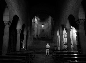 In articulo mortis di Vittoria Caporali