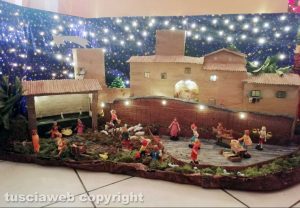 Ischia di Castro - Il presepe in cartone della famiglia Ceccarini