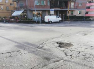 Viterbo - La buca all'incrocio di Santa Maria in Gradi