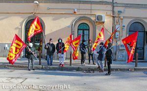 Viterbo - L'Usb ricorda i morti di Viareggio
