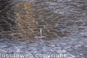 Civita Castellana - Una nuova "fontanella" in via Panico