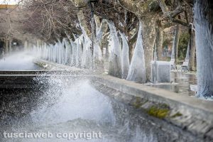 Marta - Ghiaccio e tramontana al lago di Bolsena