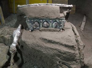 Il carro cerimoniale ritrovato a Pompei
