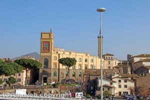 Viterbo - Via Ascenzi - Palazzo delle Poste