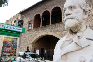 Viterbo - Palazzo Santoro