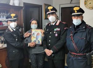 Fara in Sabina - Anziana si sente sola e i carabinieri le vanno a fare compagnia a casa
