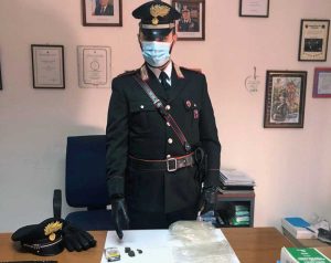 Rieti - Carabinieri - La droga sequestrata