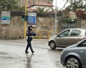 Roma - Traffico sostenuto a Porta Romana