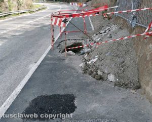 Viterbo - Ponte dell'Elce - Lavori al marciapiedi