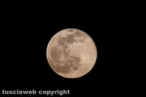 La luna piena