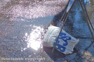 Viterbo - Buche in via Santa Maria della Grotticella
