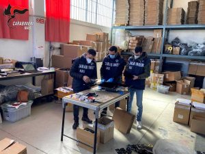 Trento - Carabinieri Nas - Mascherine sequestrate