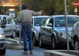 Parcheggiatore abusivo