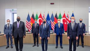 Bruxelles - L'incontro al quartier generale della Nato