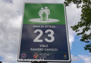 Viterbo - Cartelli lungo via Raniero Capocci